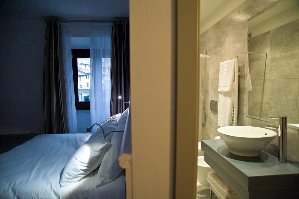 Il Vecchio Borgo Relais Hotel Como Room photo