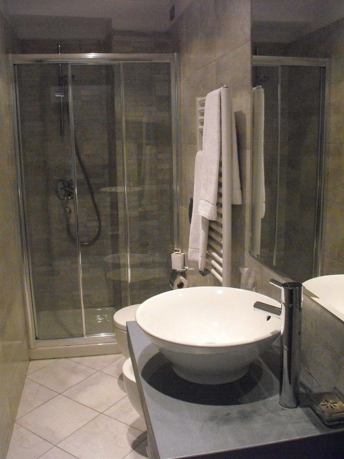 Il Vecchio Borgo Relais Hotel Como Exterior photo